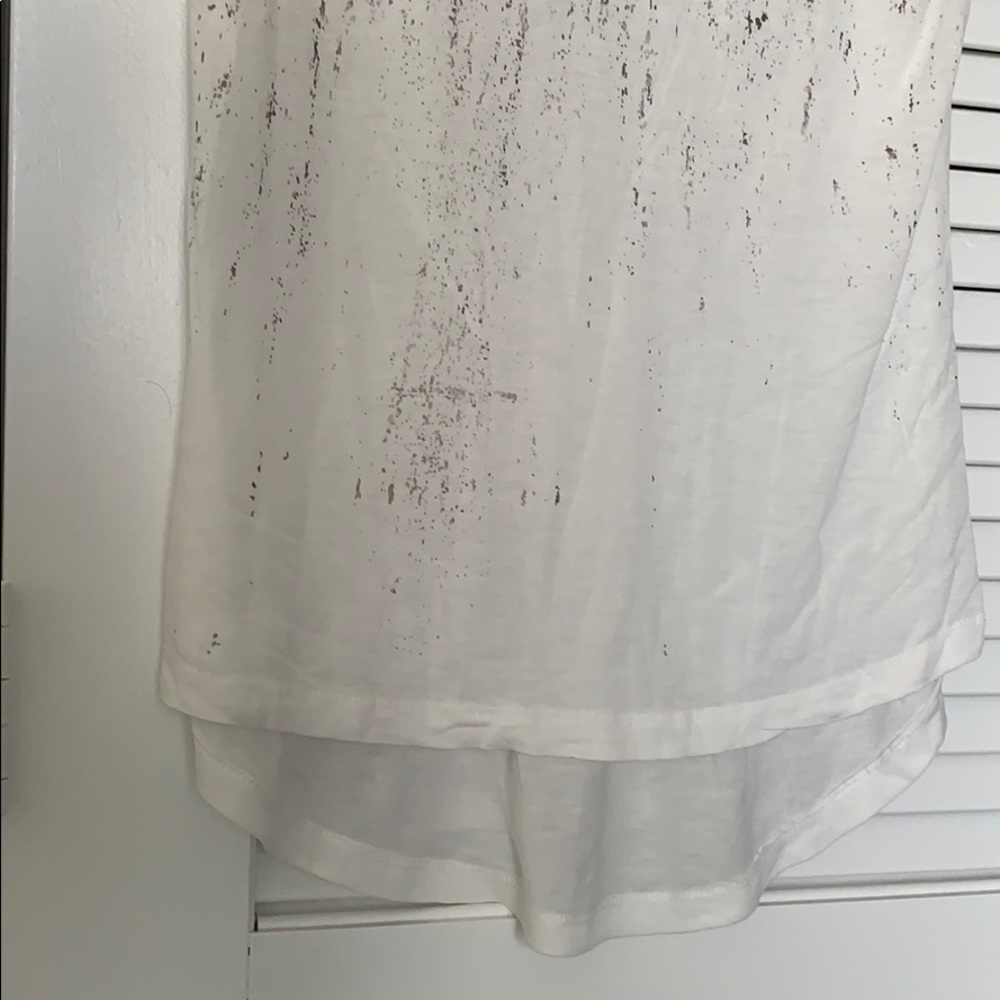 Tshirt - Picture 4 of 5